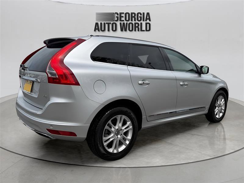 Used 2015 Volvo XC60 T5 Platinum FWD image 10