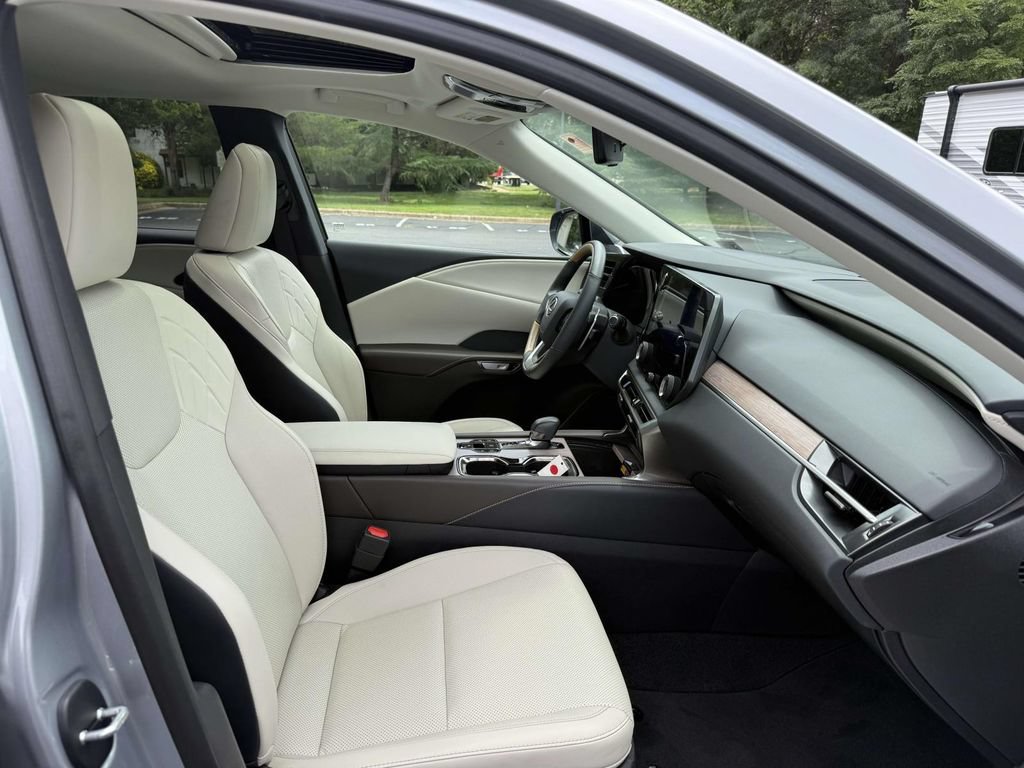 Used 2024 Lexus RX 350 Premium w/ Cold Area Package AWD/4WD image 14