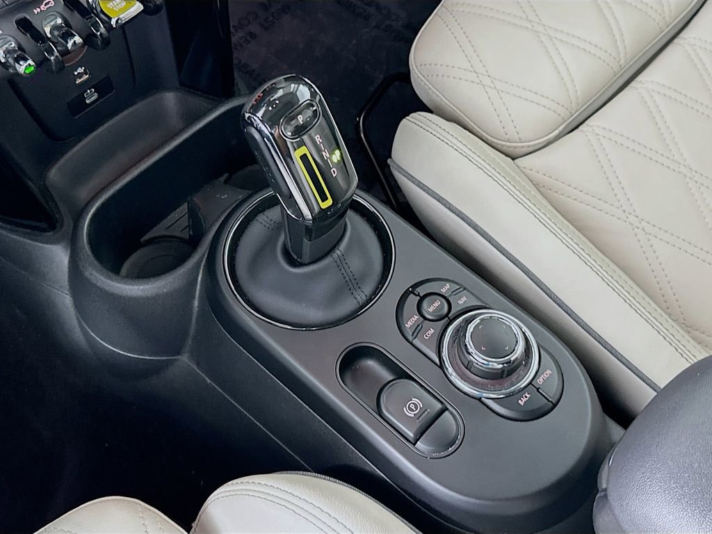 Certified 2023 MINI Cooper SE FWD image 17