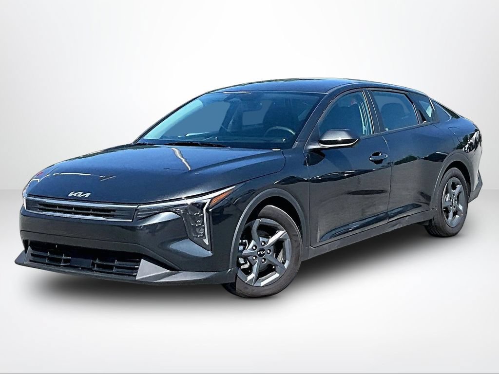 Used 2025 Kia K4 FWD image 2