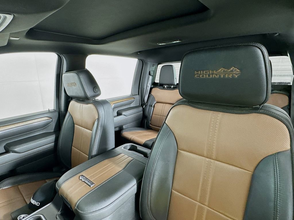 Used 2024 Chevrolet Silverado 3500 High Country w/ High Country Premium Package image 20