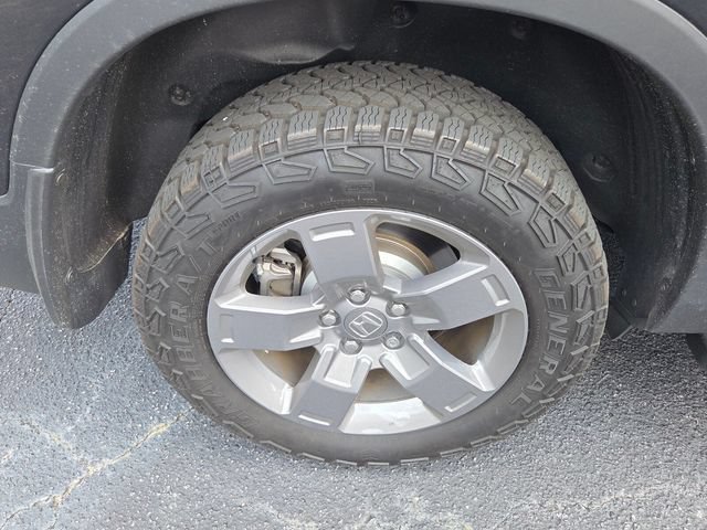 Used 2025 Honda Ridgeline TrailSport image 9