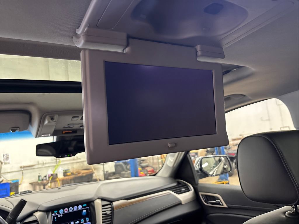 Used 2019 GMC Yukon Denali w/ Denali Ultimate Package image 25