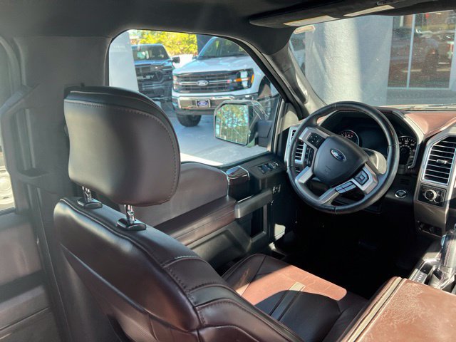 Used 2015 Ford F150 Platinum w/ Equipment Group 701A Luxury RWD image 18