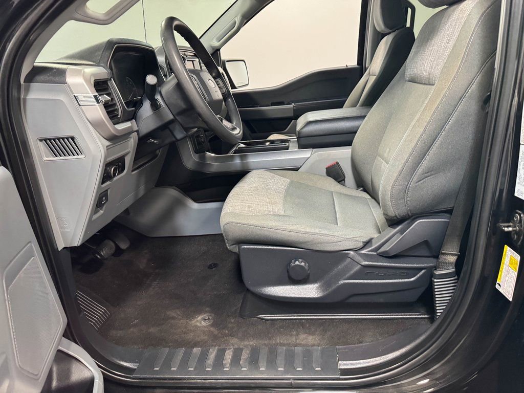 Used 2023 Ford F150 XLT w/ XTR Package image 59
