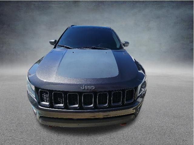 Used 2019 Jeep Compass Trailhawk AWD/4WD image 3