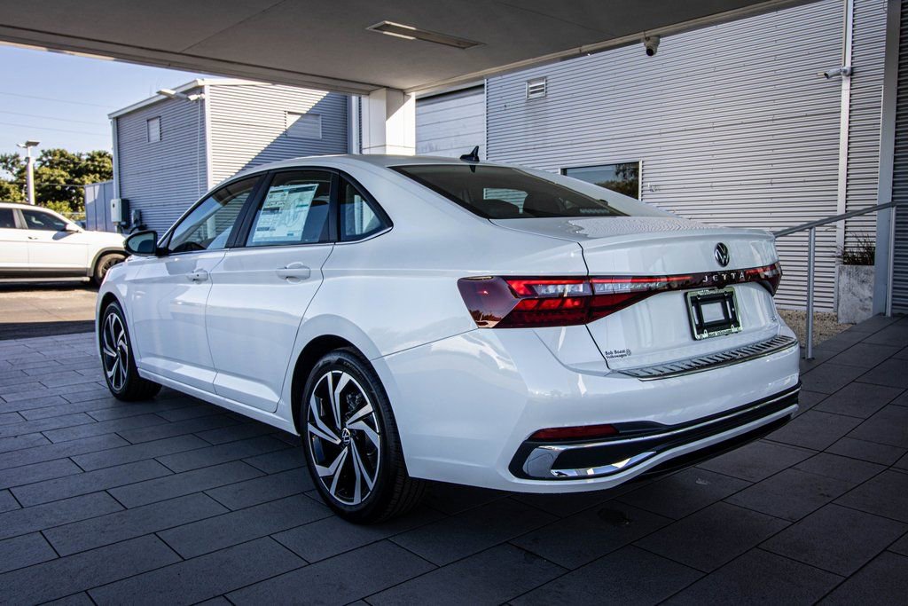 New 2026 Volkswagen Jetta SEL FWD image 13