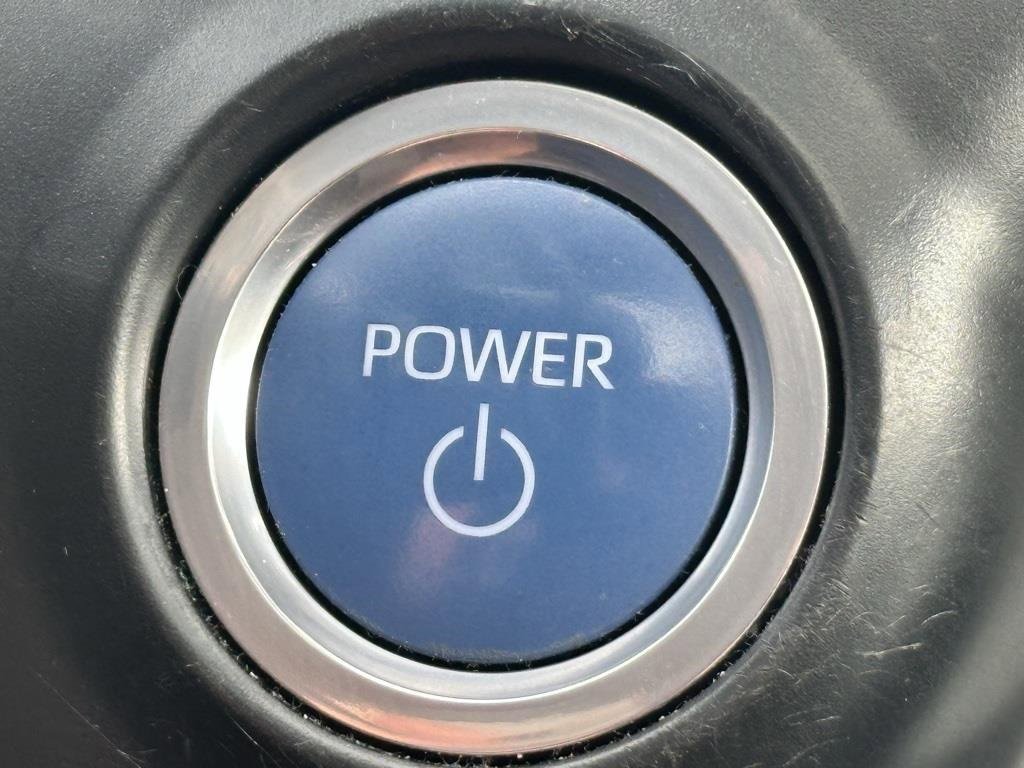 Used 2021 Toyota Sienna XSE image 13
