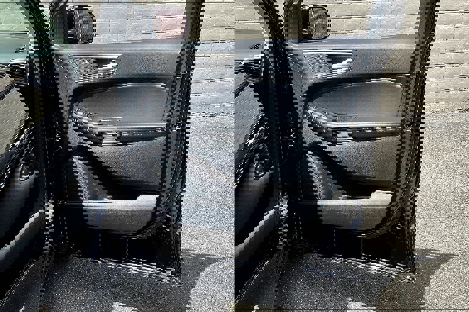 Used 2022 Ford Edge SE w/ Black Appearance Package image 23