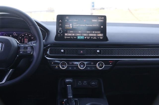 Used 2022 Honda Civic Touring image 25