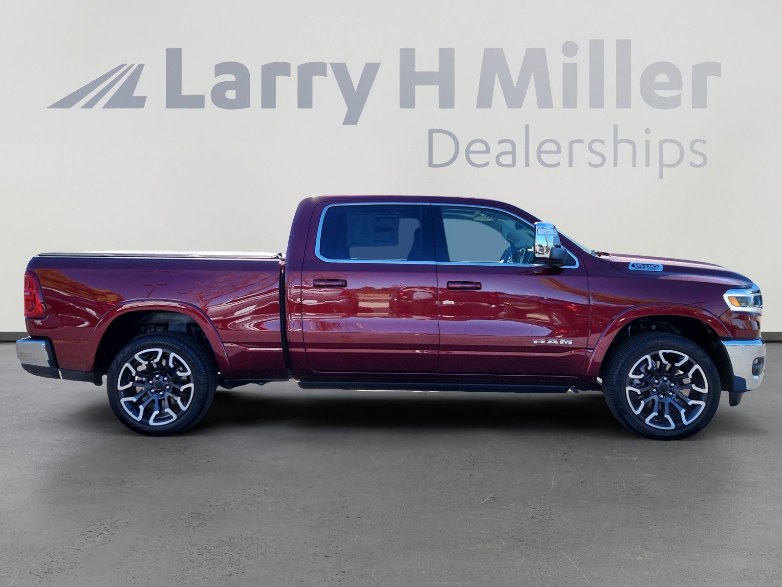 New 2025 RAM 1500 Limited image 6