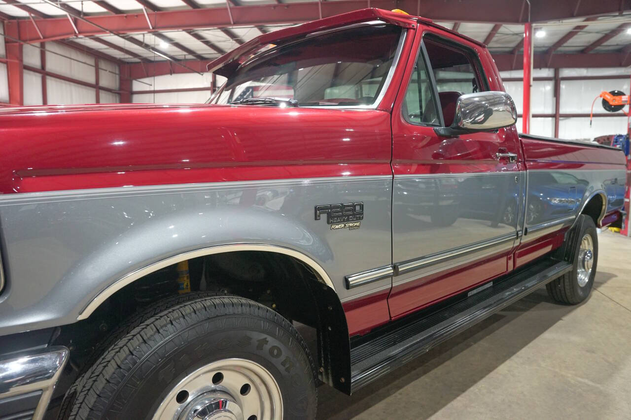 Used 1997 Ford F250 2WD Regular Cab Heavy Duty image 27
