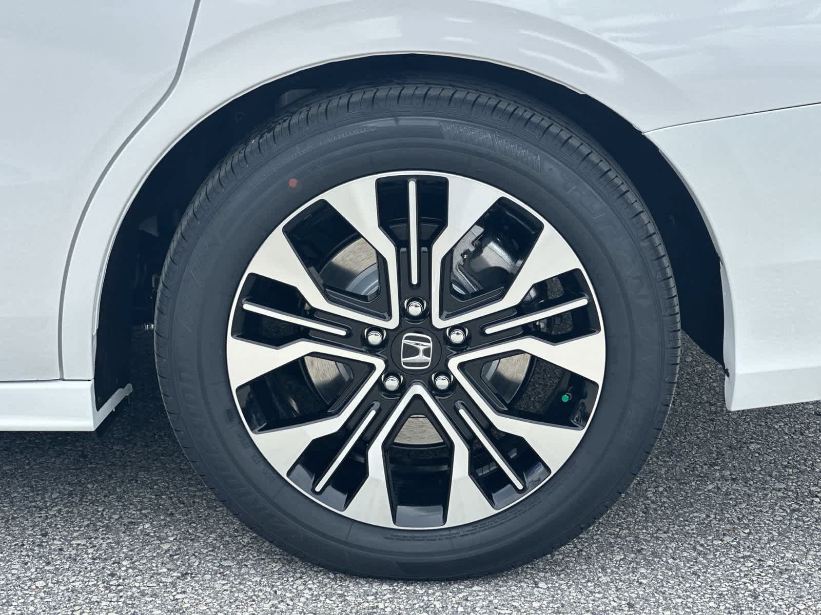 New 2027 Honda Odyssey Elite image 12