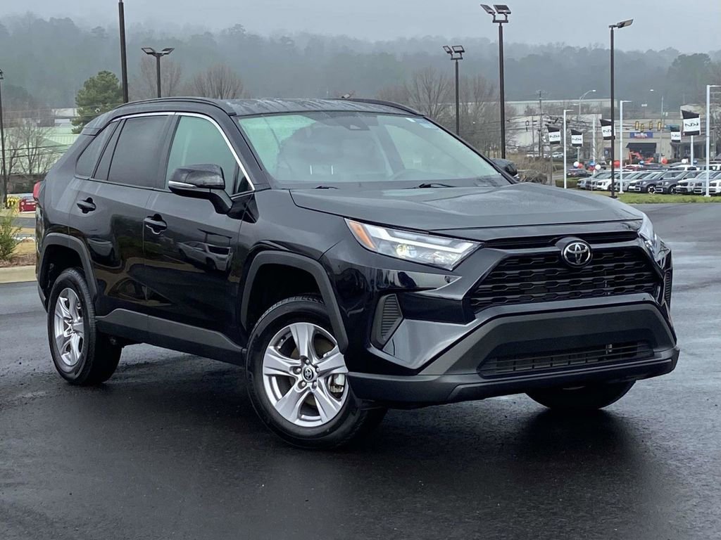 Used 2025 Toyota RAV4 XLE