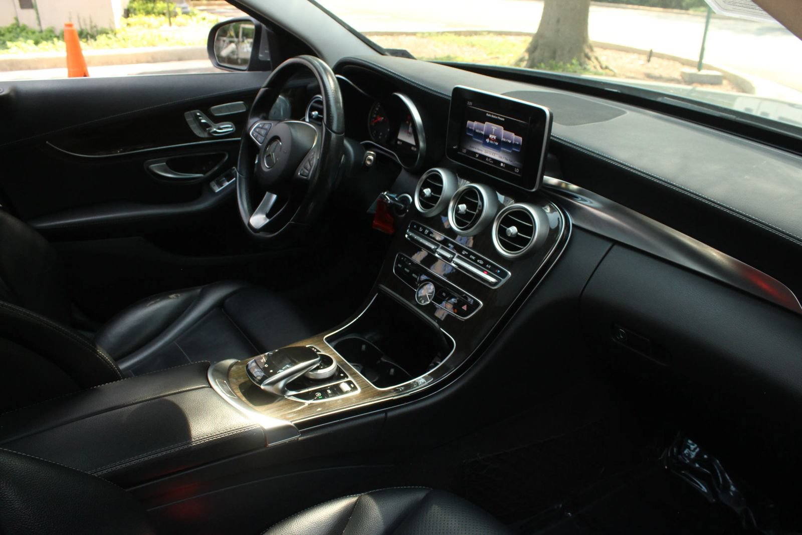Used 2015 Mercedes-Benz C 300 4MATIC Sedan w/ Premium 1 Package image 23