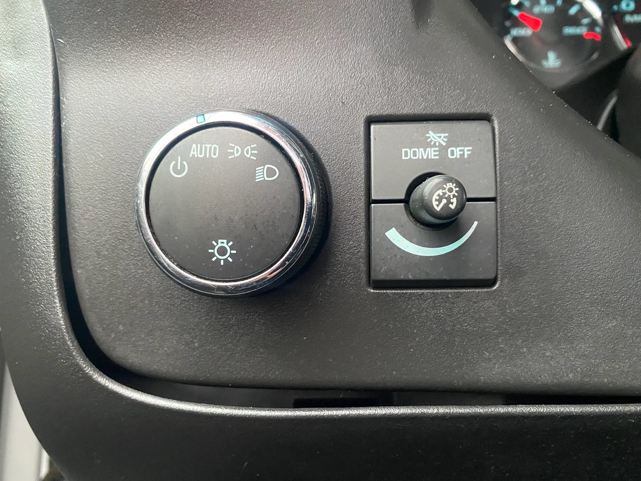 Used 2018 Chevrolet Express 3500 LS RWD image 18