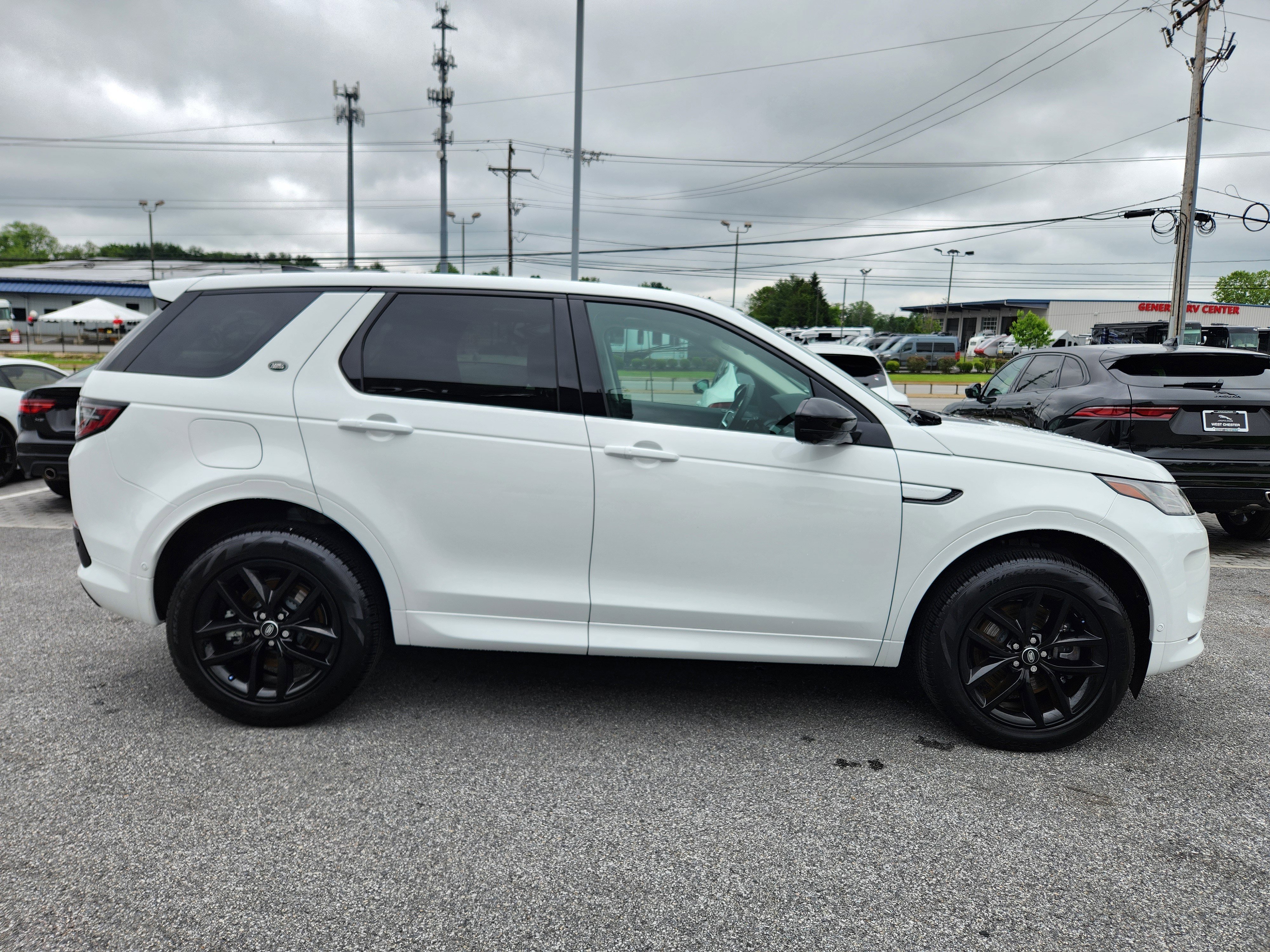 Certified 2025 Land Rover Discovery Sport S image 6