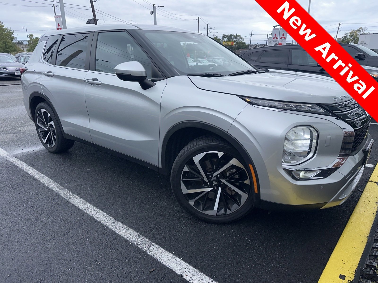 Used 2022 Mitsubishi Outlander SE