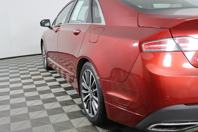 Used 2017 Lincoln MKZ Premiere image 18