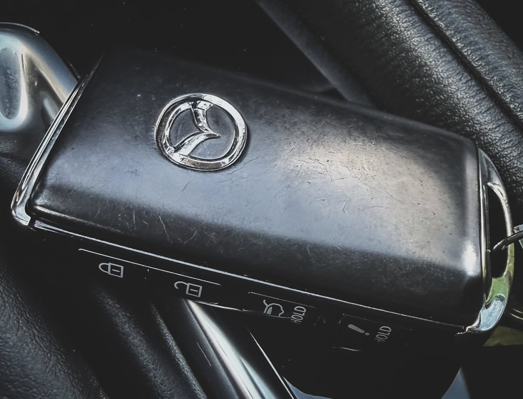 Used 2020 MAZDA CX-5 Touring FWD image 6