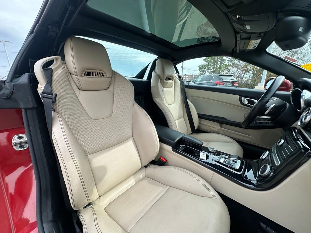 Used 2018 Mercedes-Benz SLC 43 AMG image 23