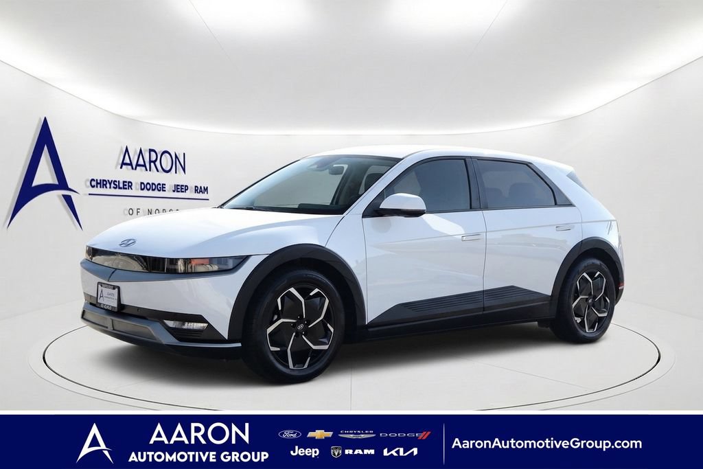 Used 2024 Hyundai Ioniq 5 SEL RWD image 1