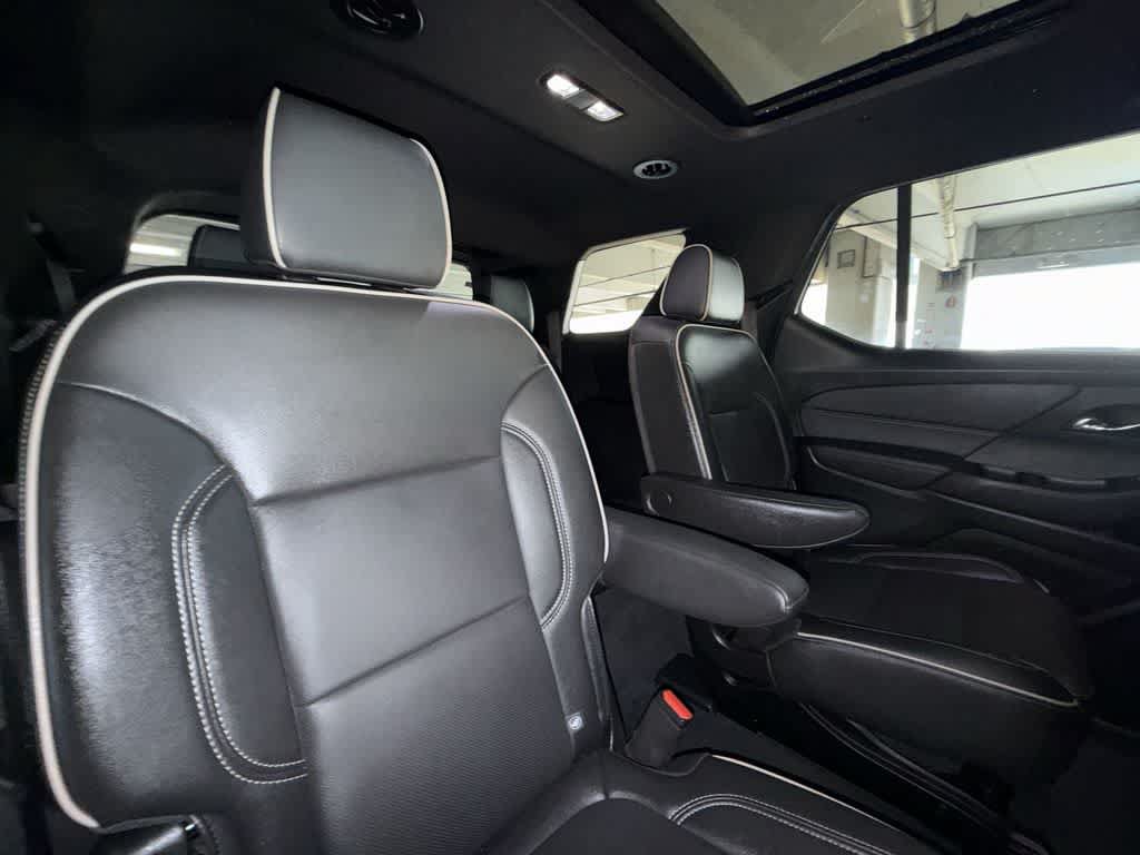 Used 2023 Chevrolet Traverse Premier w/ Redline Edition FWD image 26