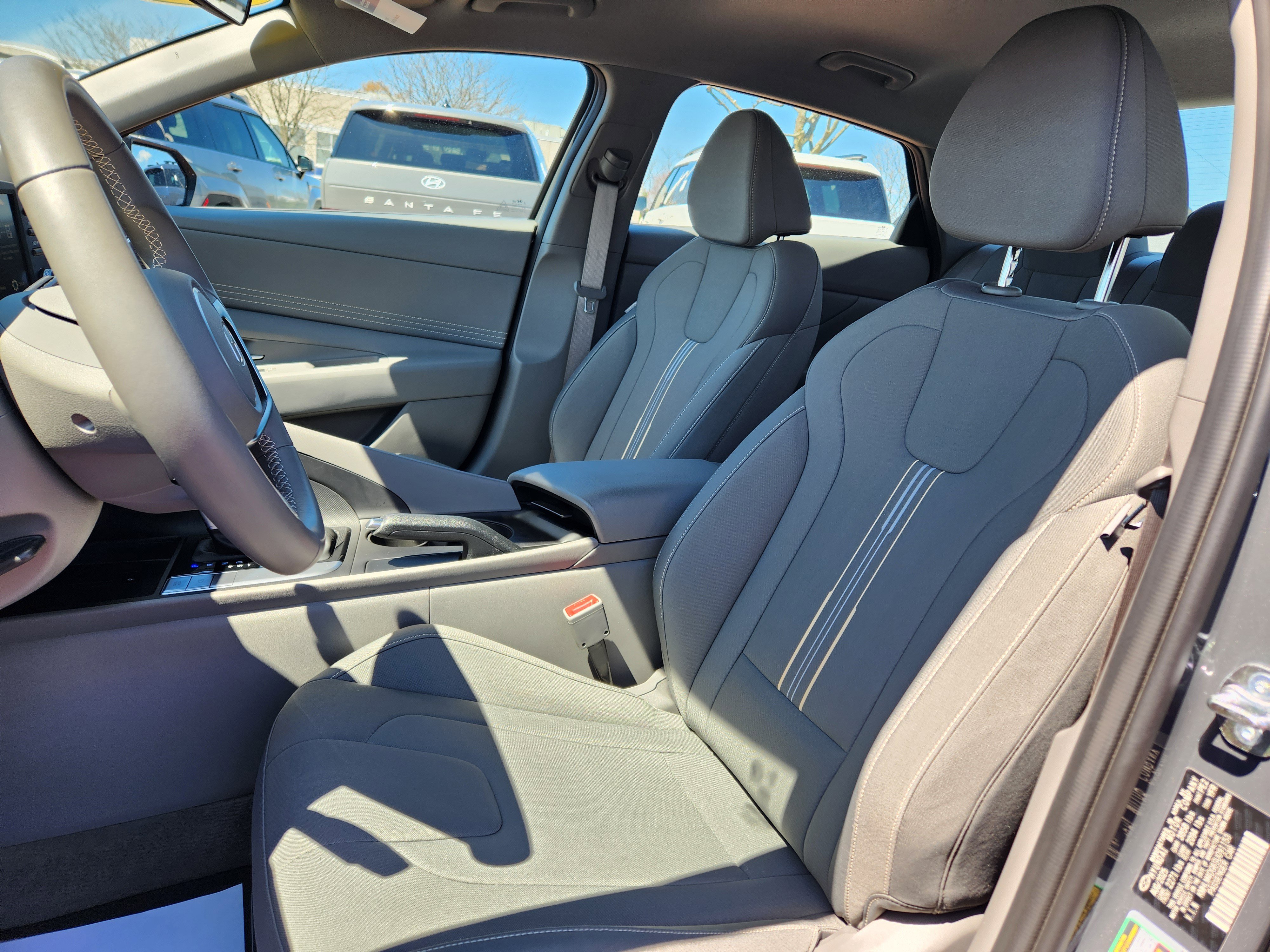 Certified 2025 Hyundai Elantra Sport image 10