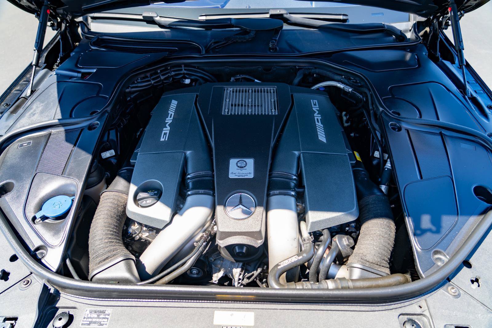 Used 2016 Mercedes-Benz S 63 AMG 4MATIC Sedan w/ Driver Assistance Package image 29