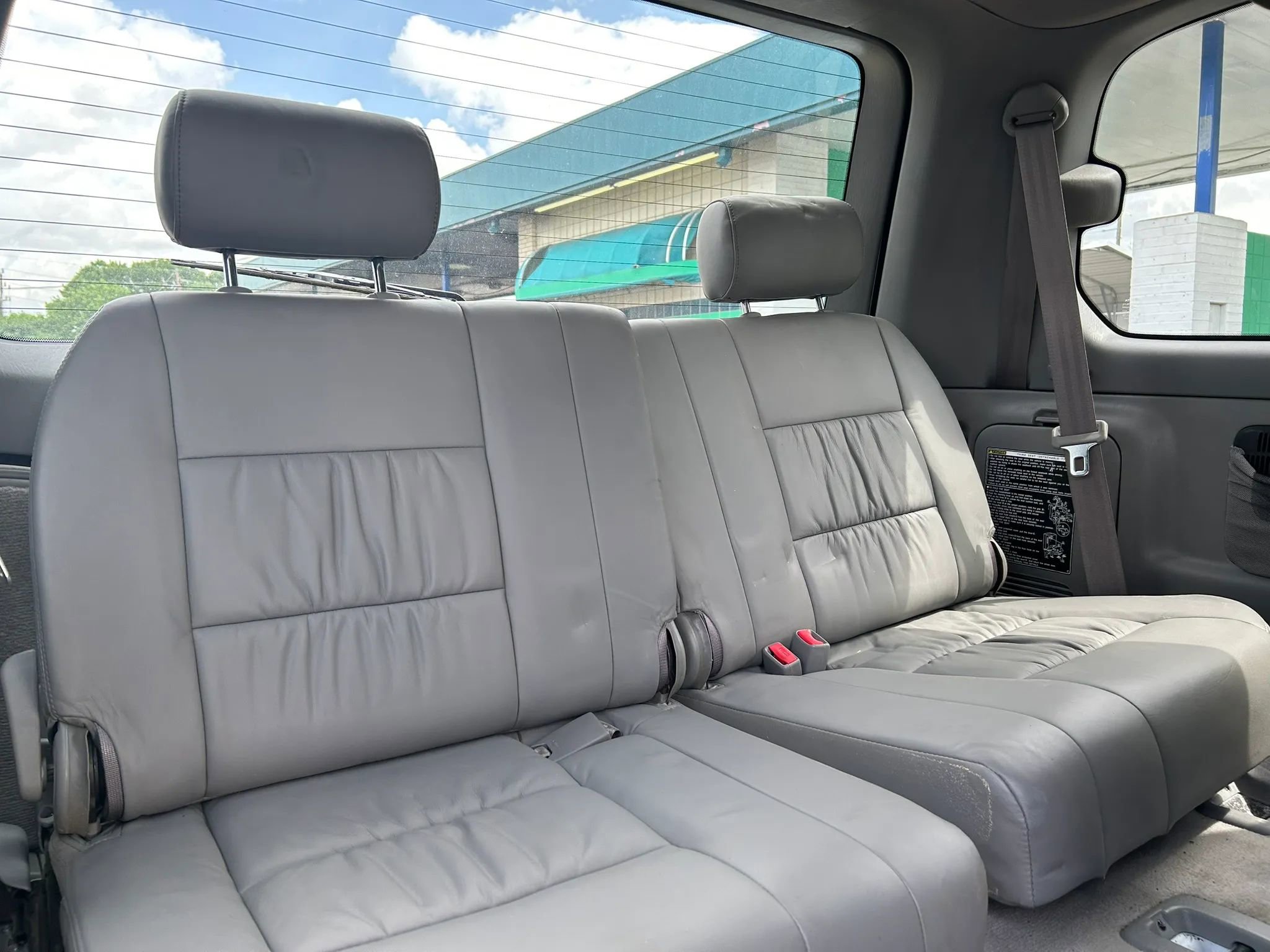 Used 2004 Toyota Land Cruiser AWD/4WD image 17