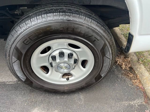 Used 2021 Chevrolet Express 2500 image 22