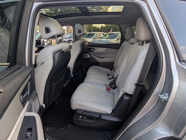 Certified 2025 Acura MDX w/ Technology Package image 11