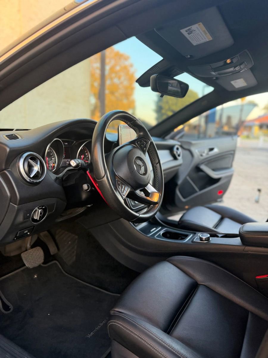 Used 2018 Mercedes-Benz CLA 250 image 23