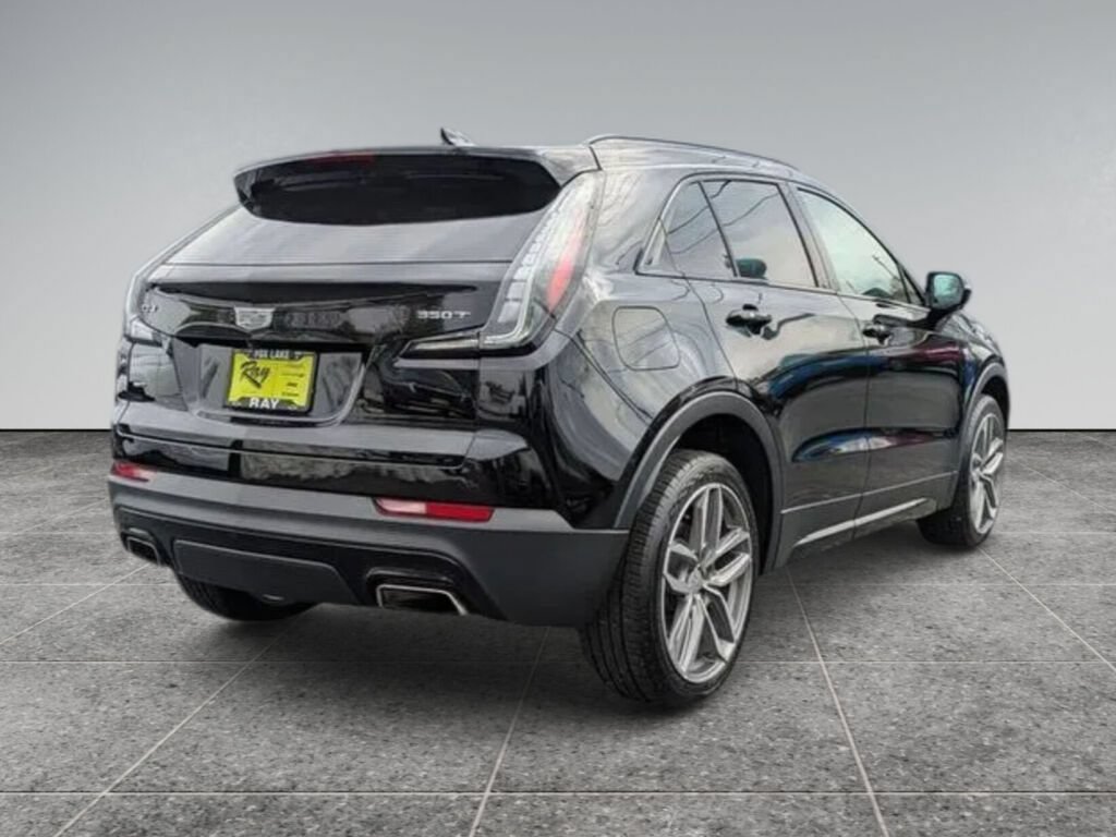 Used 2022 Cadillac XT4 Sport w/ Driver Awareness Package AWD/4WD image 8