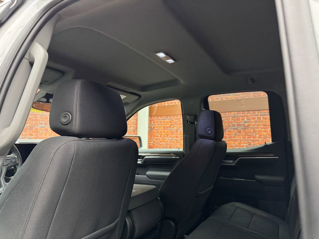 Used 2024 Chevrolet Silverado 1500 LT image 25