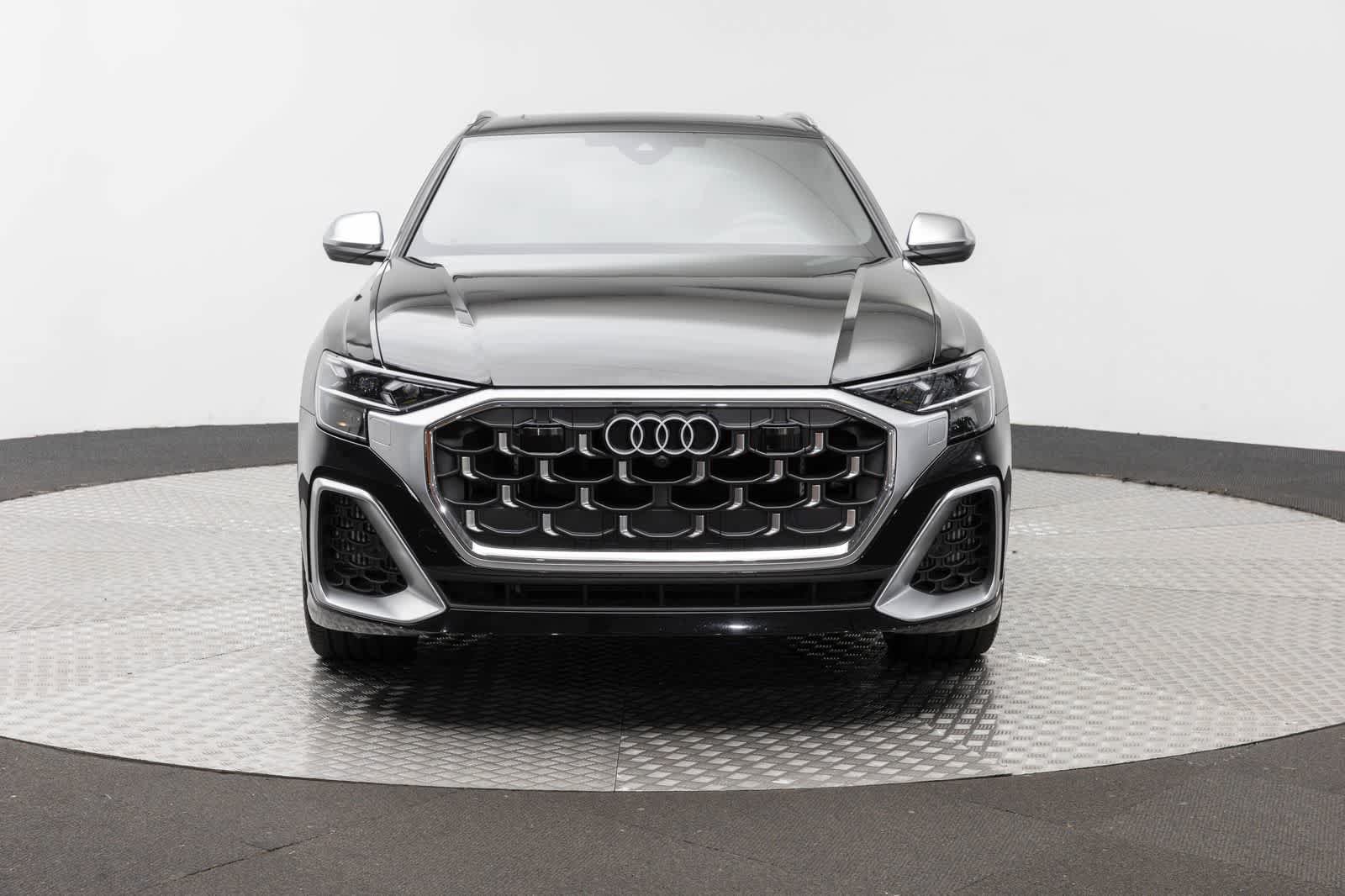 Used 2024 Audi SQ8 Prestige w/ Prestige Package AWD/4WD image 6
