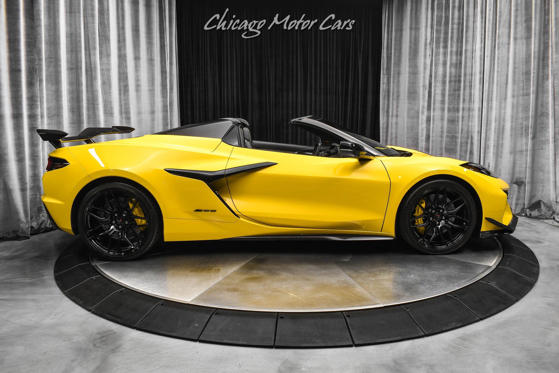 Used 2025 Chevrolet Corvette Z06 w/ Stealth Interior Trim Package image 50