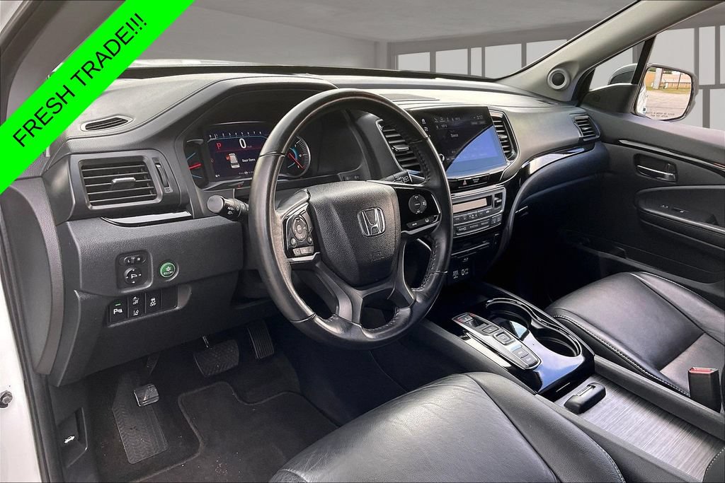 Used 2022 Honda Pilot Touring image 16