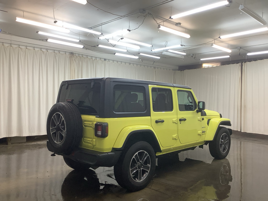 Used 2023 Jeep Wrangler Unlimited Sahara AWD/4WD image 6