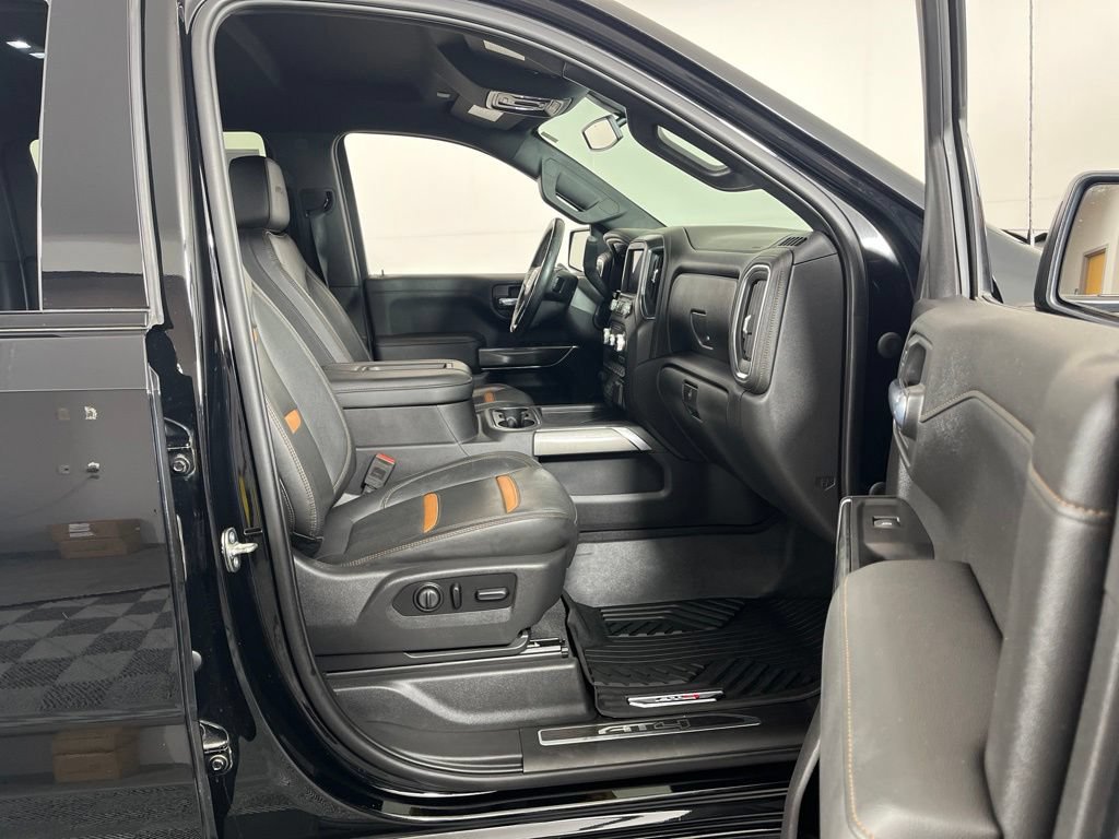 Used 2020 GMC Sierra 1500 AT4 w/ AT4 Premium Package AWD/4WD image 5