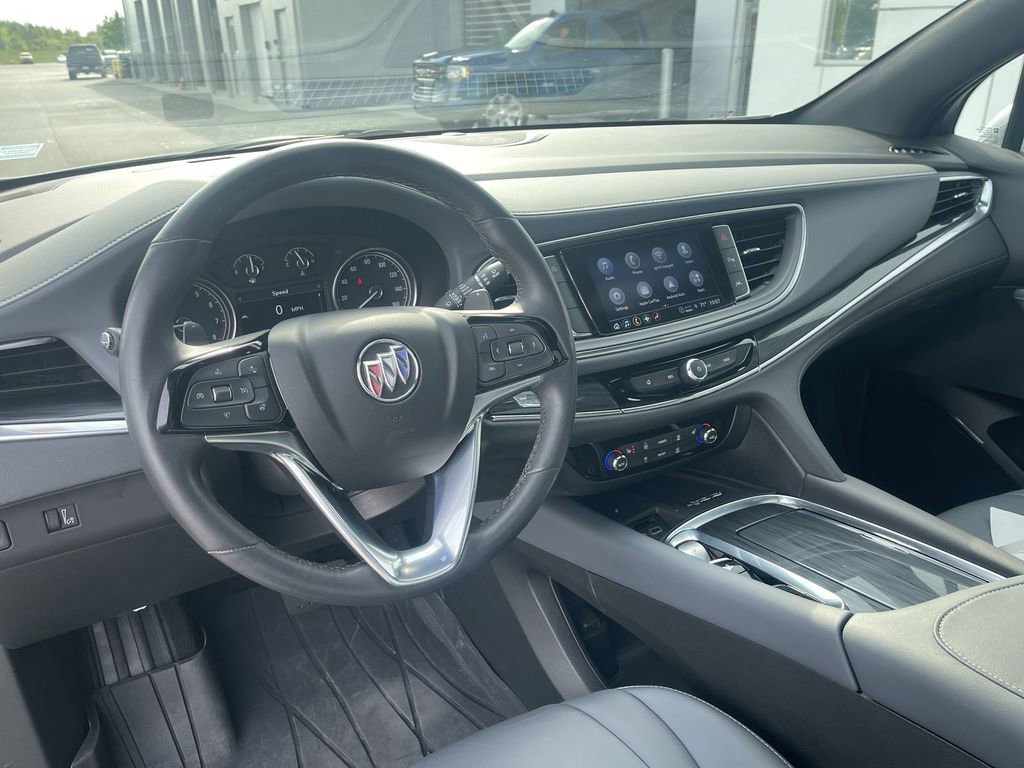 Used 2024 Buick Enclave Essence w/ Experience Buick Package image 18