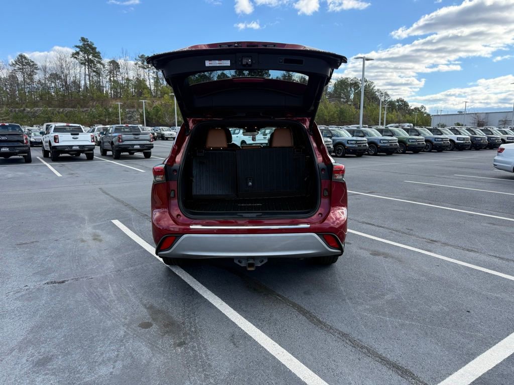 Used 2021 Toyota Highlander Platinum image 7