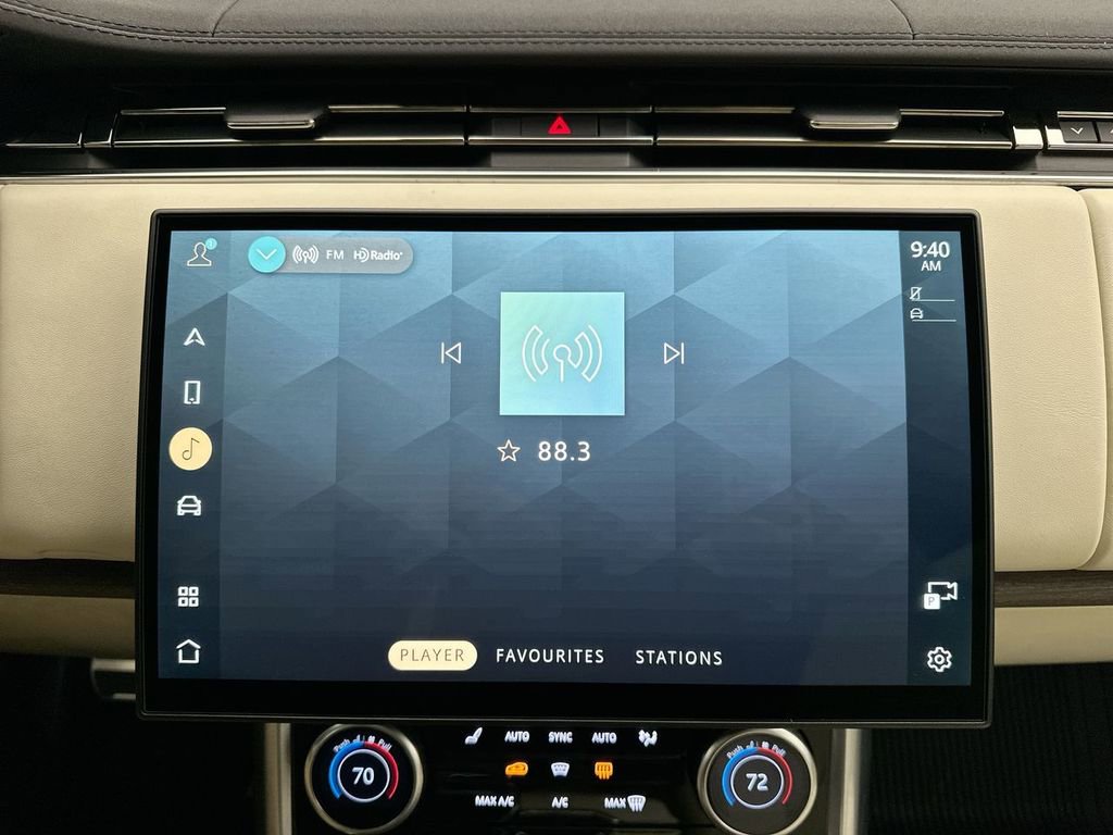 Certified 2023 Land Rover Range Rover SE image 23