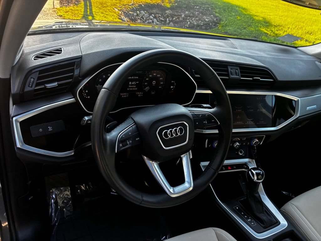 Used 2025 Audi Q3 2.0T Premium AWD/4WD image 17