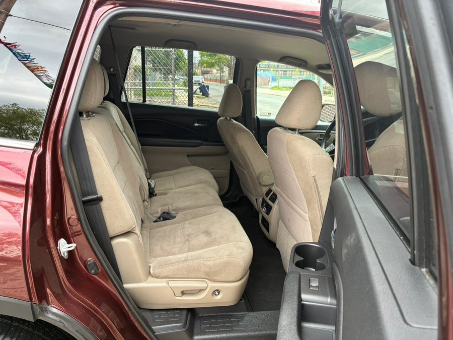 Used 2021 Honda Pilot EX image 10