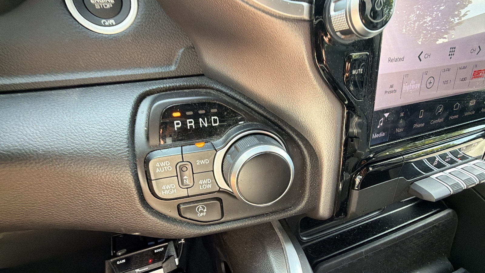 Used 2023 RAM 1500 Big Horn AWD/4WD image 30