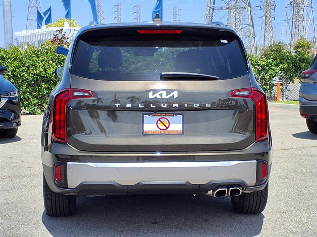 Used 2025 Kia Telluride S FWD image 4