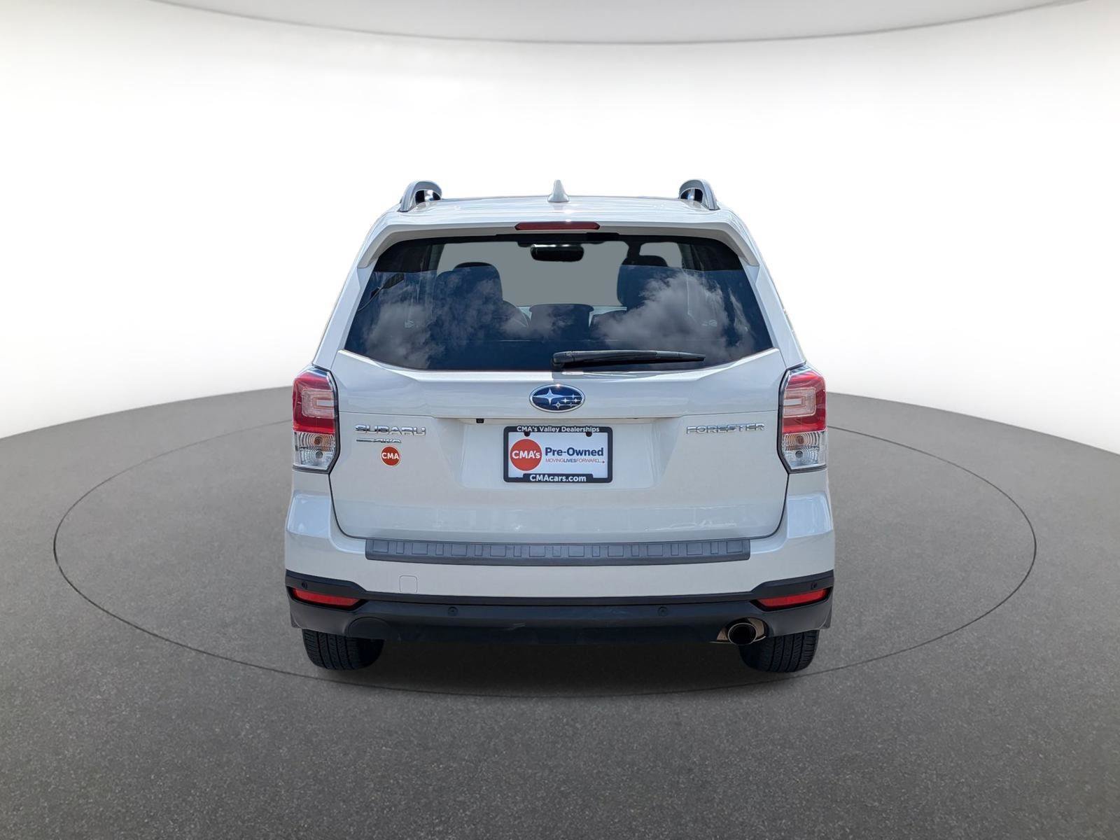 Used 2018 Subaru Forester 2.5i Touring AWD/4WD image 6