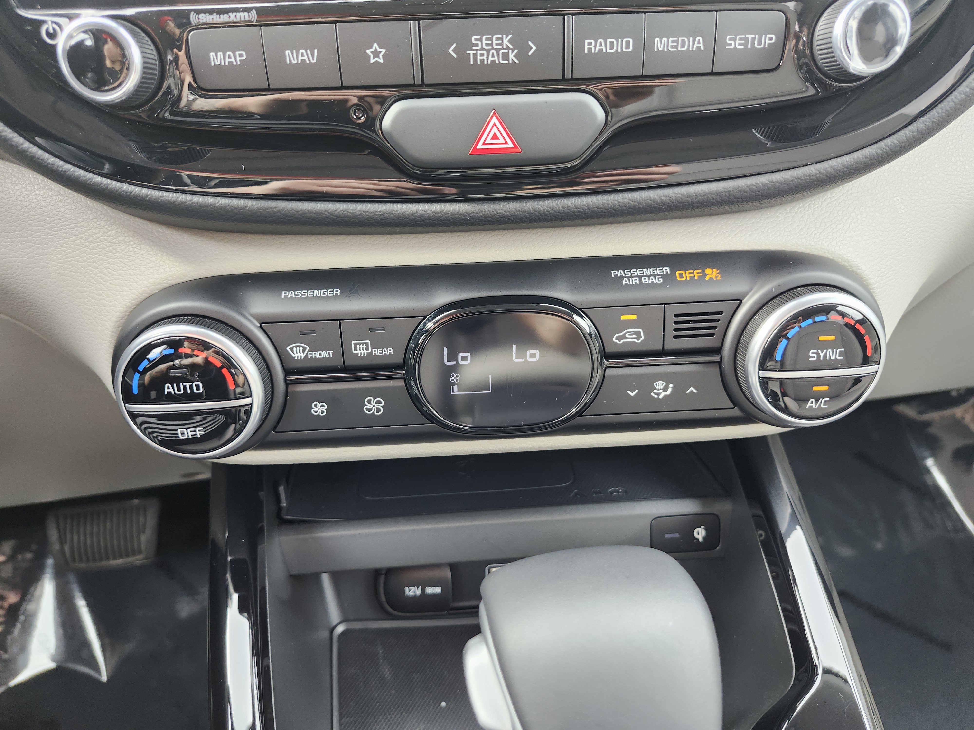 Used 2023 Kia Soul EX image 32