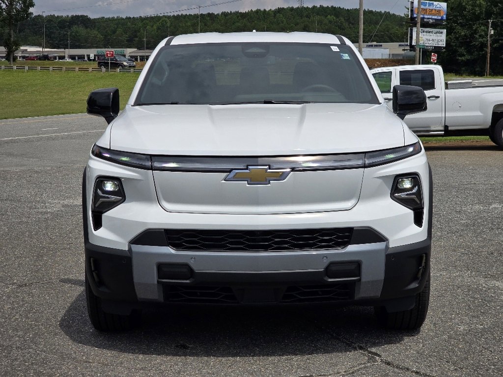 New 2026 Chevrolet Silverado EV LT image 17